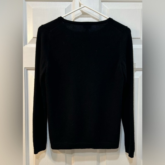 Talbots 100% Pure Cashmere Sweater Black Sz S Petite Holiday Cozy Preppy Mature - Picture 2 of 6